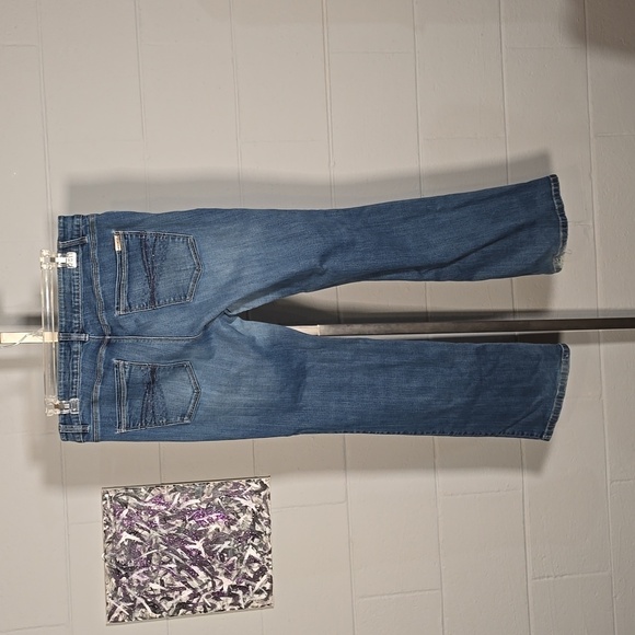 White House Black Market jeans - Picture 5 of 7